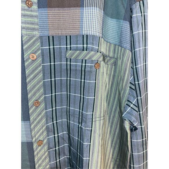 Tommy Bahama button down silk shirt - Picture 3 of 4